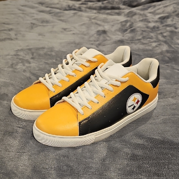 Pittsburgh Steelers Sneakers - Picture 1 of 4